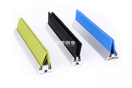 電梯防塵刷為什么能起到防塵的作用？